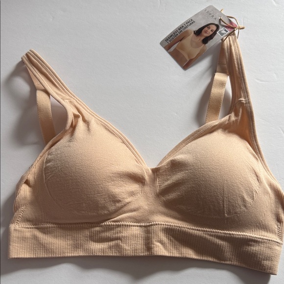 Serra Other - Serra Wireless Seamless Bralette - Beige